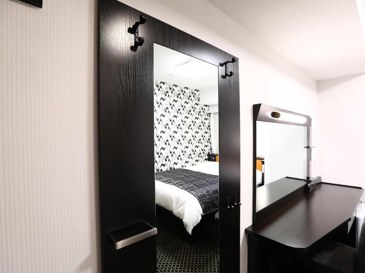 Apa Hotel Shin Osaka Esaka Ekimae Suita Esterno foto